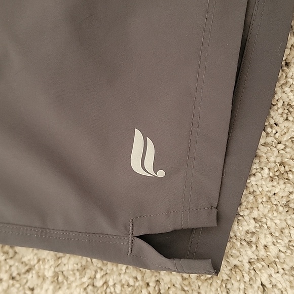 Fabletics Men’s Athletic Shorts 2X - Picture 2 of 4
